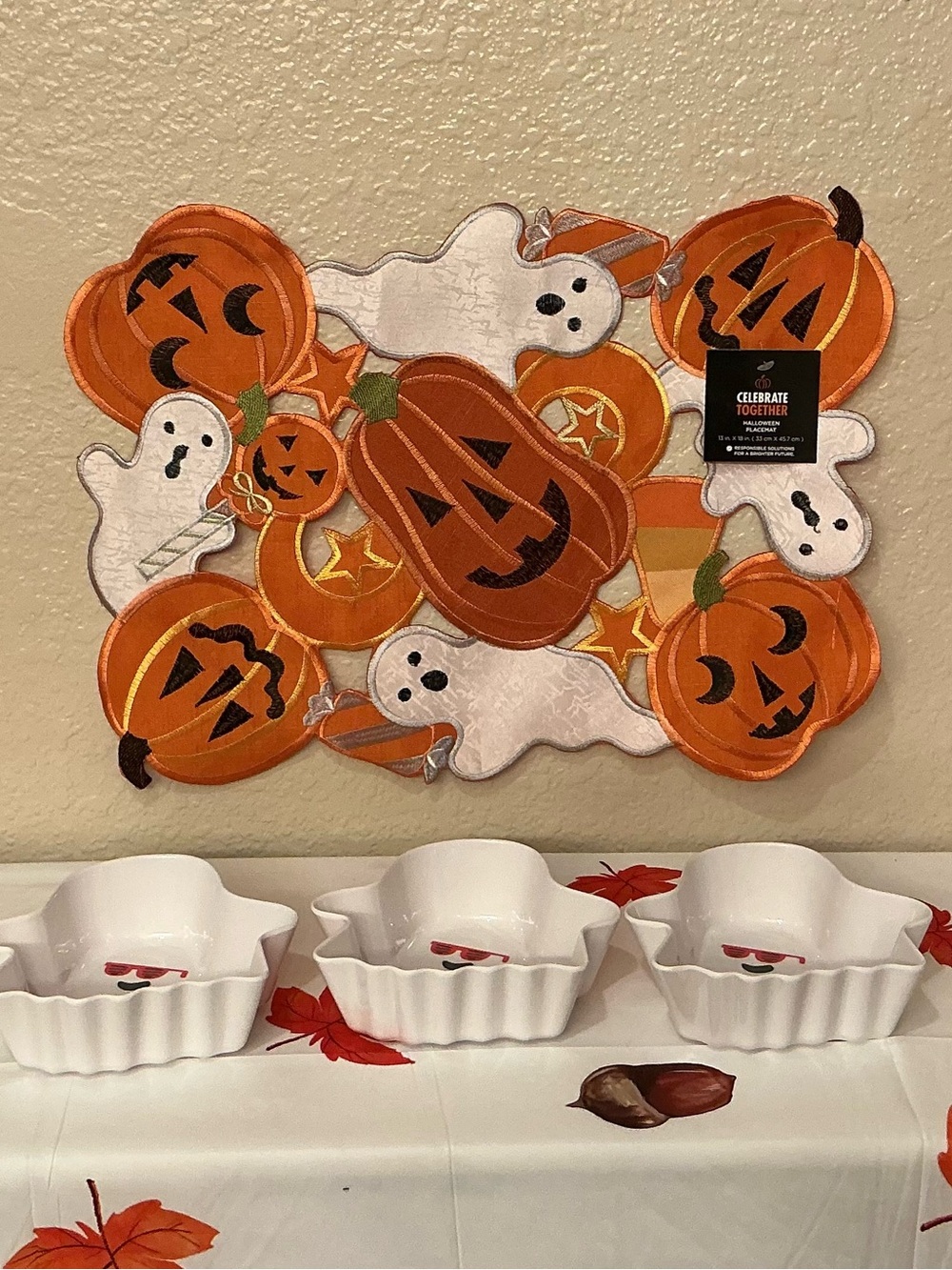 Set of 2 Orange Halloween Pumpkin & Ghost Placemats & 3 Ghost Snack Bowls